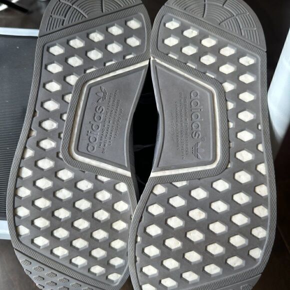 nwot Adidas Pure Boost Size 9.5, Light Grey - Picture 4 of 8